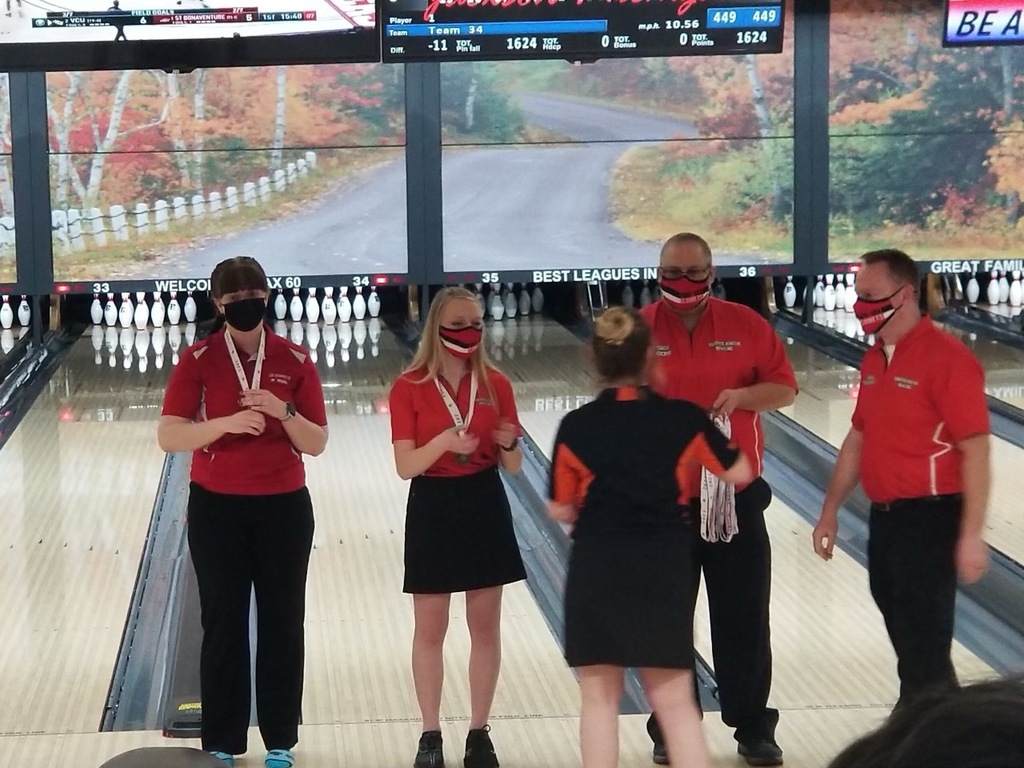 Congrats to Arielle Oakley, Cascades Conference Girls Bowling runner-up!  Go Jayhawks!
